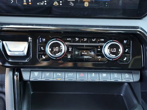 New 2026 GMC Sierra 2500 AT4X AWD/4WD image 21