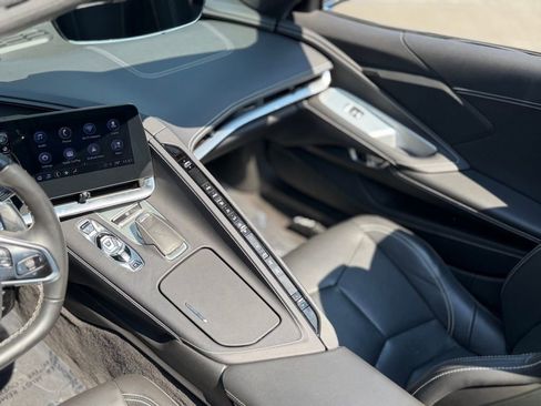 Used 2022 Chevrolet Corvette Stingray Convertible w/ 1LT image 34