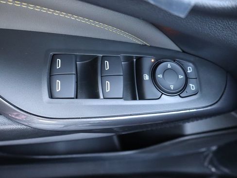 New 2026 Chevrolet Trax ACTIV w/ Sunroof Package FWD image 15