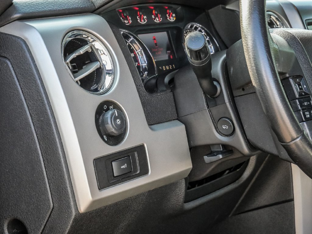 Used 2014 Ford F150 FX4 w/ Equipment Group 402A Luxury AWD/4WD image 32