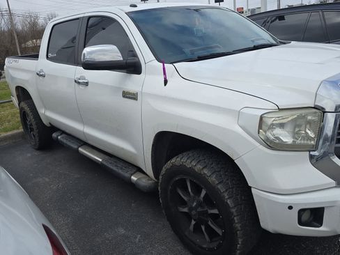 Used 2014 Toyota Tundra Platinum image 2