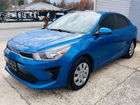 Used 2021 Kia Rio S image 1