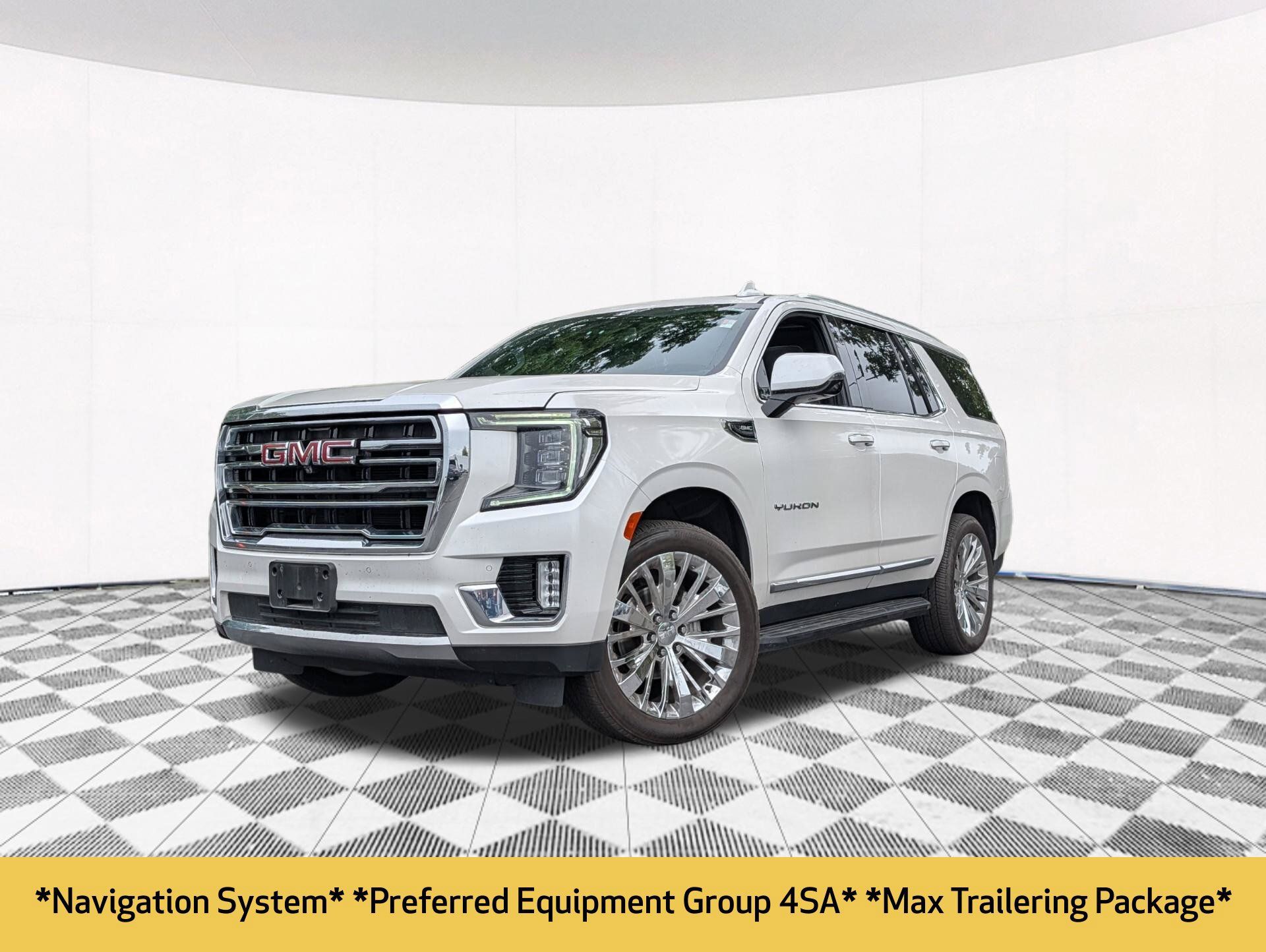 Used 2022 GMC Yukon SLT w/ SLT Premium Package AWD/4WD image 2