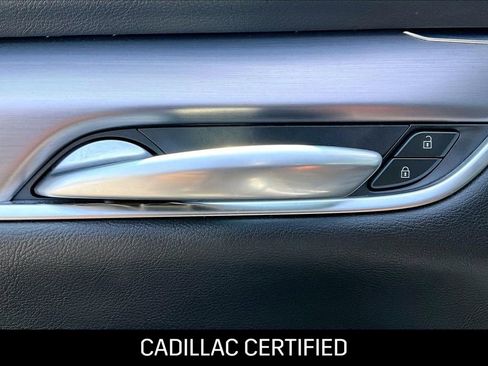 Certified 2024 Cadillac XT5 Luxury w/ LPO, Floor Liner Package AWD/4WD image 33