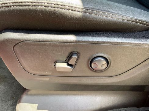 Used 2023 RAM 1500 Big Horn AWD/4WD image 32