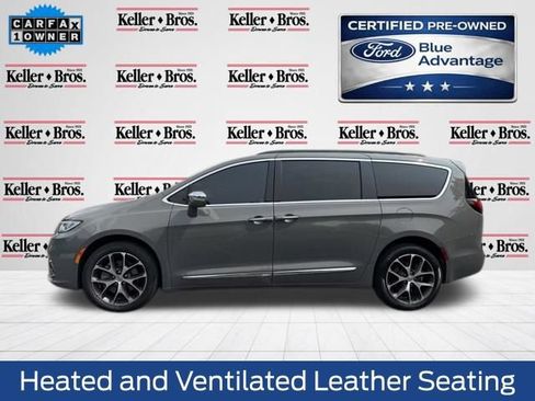 Used 2022 Chrysler Pacifica Limited w/ Uconnect Theater Family Group AWD/4WD image 4