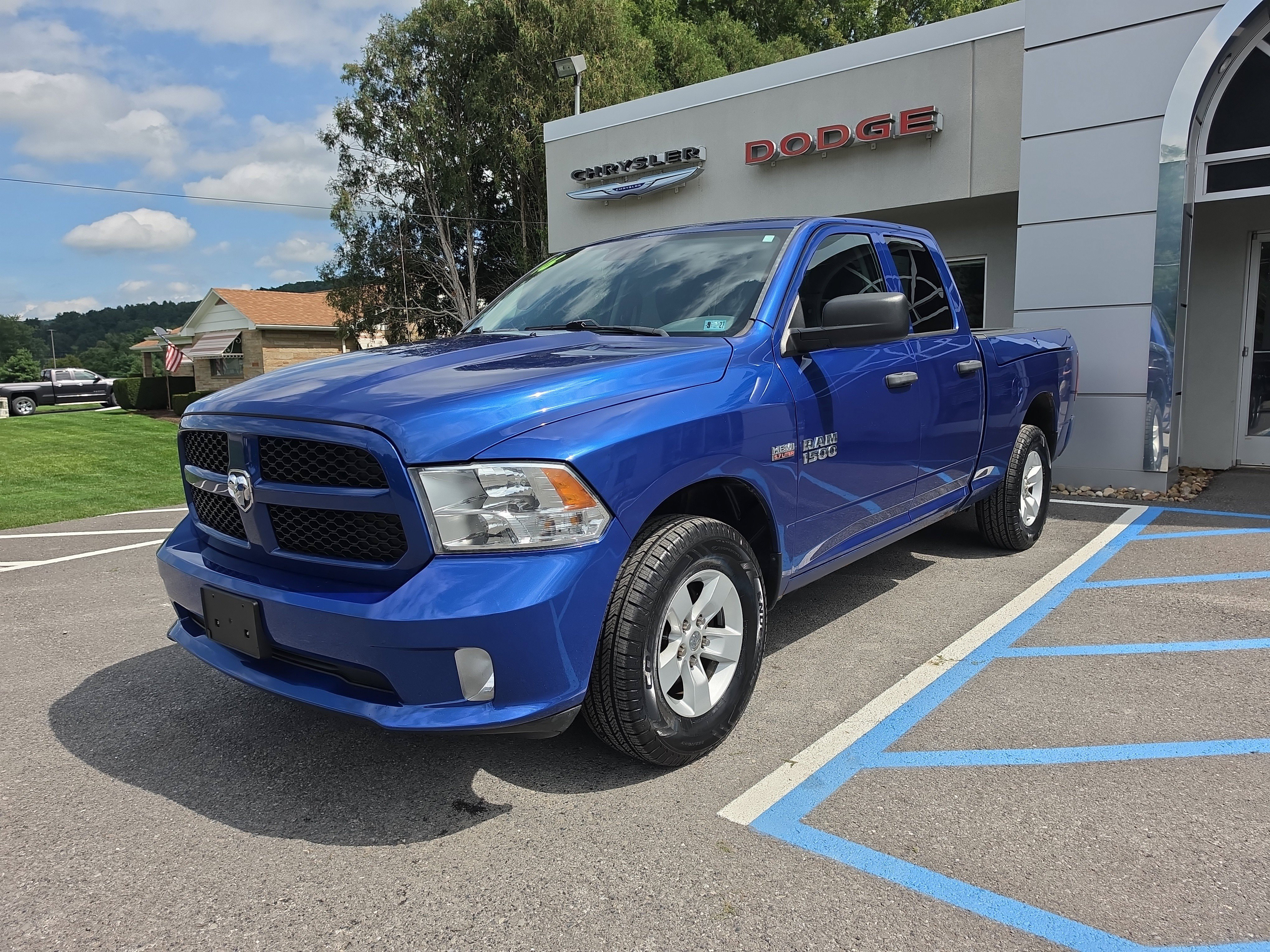 Used 2016 RAM 1500 Express AWD/4WD image 8