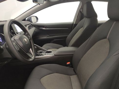 Used 2022 Toyota Camry LE image 17