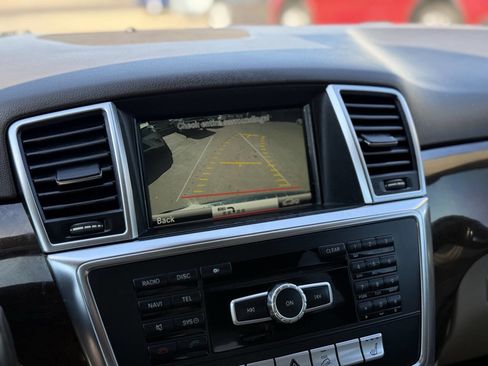 Used 2014 Mercedes-Benz ML 350 4MATIC w/ Premium 1 Package image 13