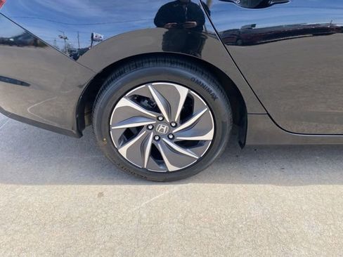 Used 2019 Honda Insight Touring image 24