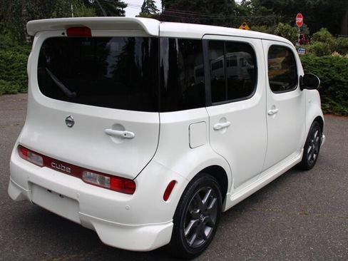 Used 2009 Nissan Cube 1.8 SL w/ Ginormous Pkg FWD image 3