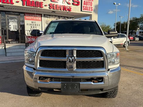 Used 2018 RAM 3500 Tradesman w/ Chrome Appearance Group image 2