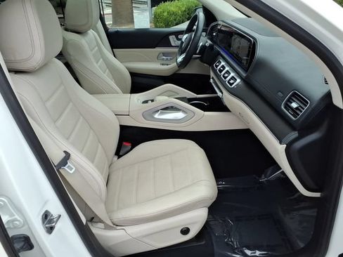 Certified 2022 Mercedes-Benz GLS 450 4MATIC image 15