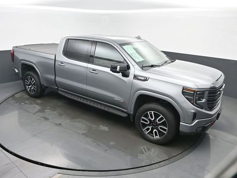 Used 2024 GMC Sierra 1500 AT4 w/ Technology Package image 44