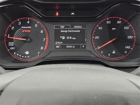 Certified 2024 Chevrolet Trax RS w/ Sunroof Package image 16