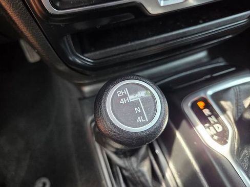 Used 2023 Jeep Wrangler Sport AWD/4WD image 25