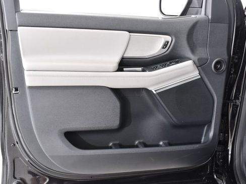 New 2026 Ford Expedition Active AWD/4WD image 25