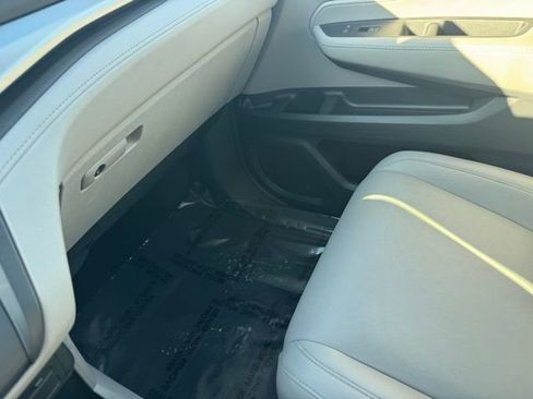 Used 2018 Honda Odyssey EX-L image 25