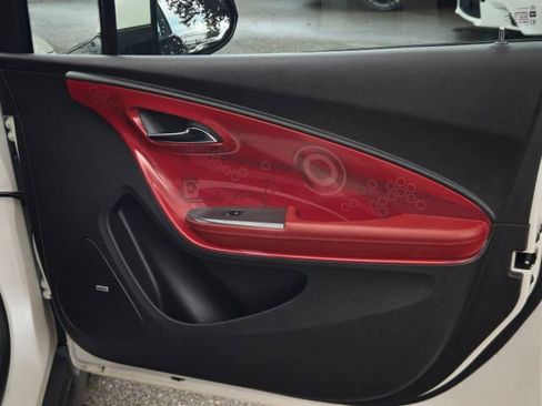 Used 2012 Chevrolet Volt Premium w/ Premium Trim Package FWD image 31