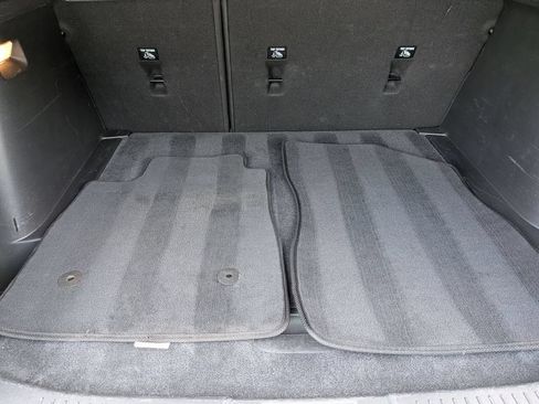 Used 2025 Chevrolet Trax LT w/ LT Convenience Package FWD image 24
