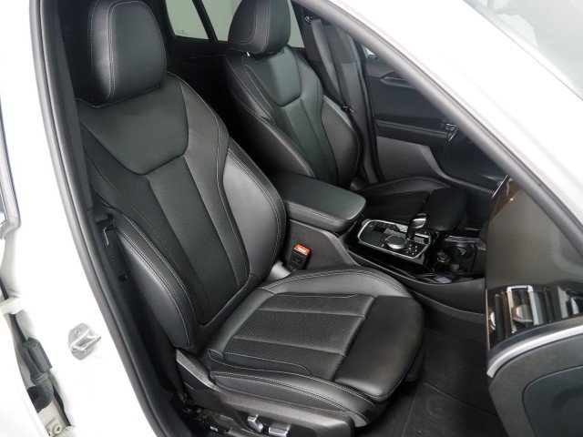 Used 2023 BMW X3 sDrive30i w/ Convenience Package RWD image 2