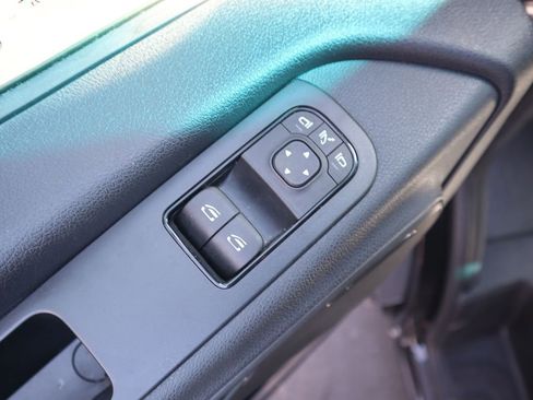 Used 2024 Mercedes-Benz Sprinter 2500 image 17