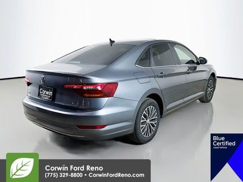 Used 2019 Volkswagen Jetta SEL w/ Cold Weather Package FWD image 10