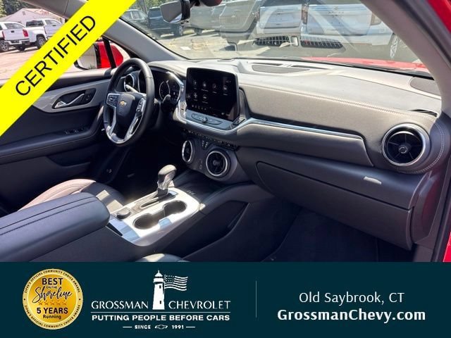 Used 2025 Chevrolet Blazer LT w/ Sound & Technology Package AWD/4WD image 26