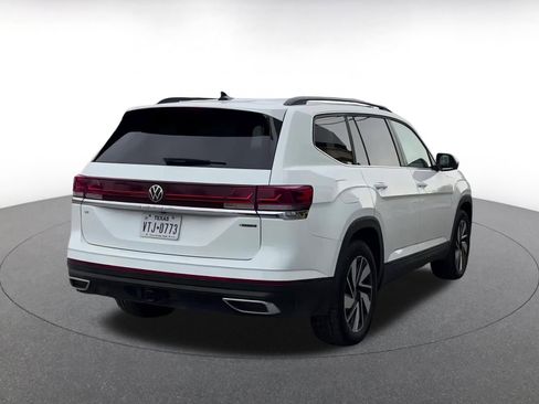 Used 2025 Volkswagen Atlas SE image 15