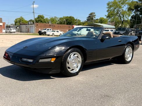 Used 1994 Chevrolet Corvette Convertible RWD image 4