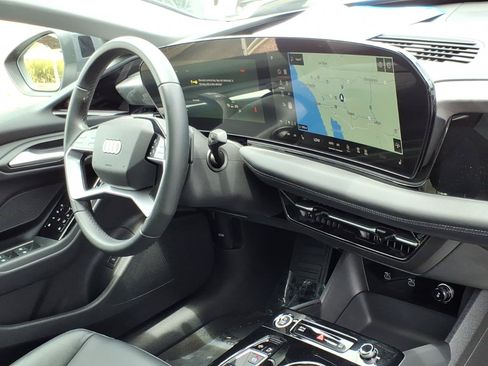 Used 2025 Audi A6 e-tron Premium w/ Ultra Package RWD image 12