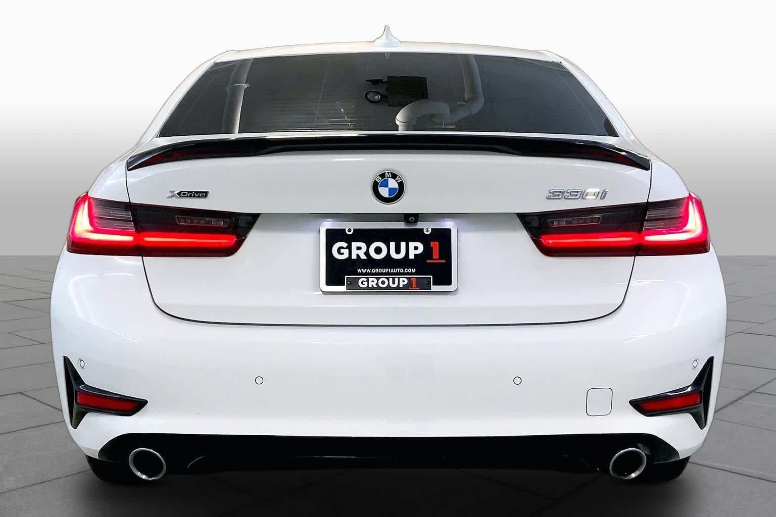 Used 2021 BMW 330i xDrive Sedan w/ Convenience Package AWD/4WD image 4