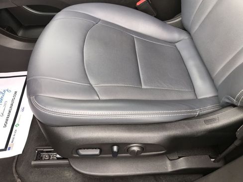 Used 2024 Buick Enclave Essence w/ Experience Buick Package image 12