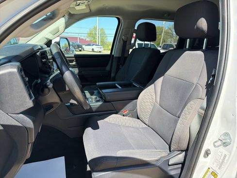 Used 2024 Toyota Tundra SR5 w/ SR5 Convenience Package AWD/4WD image 10