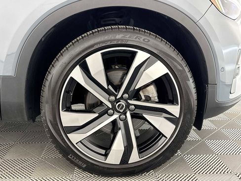 Used 2023 Volvo XC40 B4 Plus w/ Driver Assist Package image 29