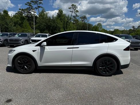 Used 2023 Tesla Model X Plaid image 14