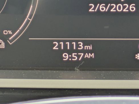 Used 2024 Audi Q8 e-tron Premium Plus w/ Premium Plus Package image 11