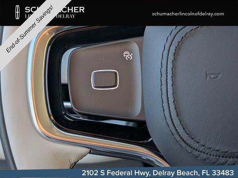 New 2026 Lincoln Navigator Premiere AWD/4WD image 21