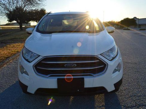 Used 2021 Ford EcoSport SE w/ SE Convenience Package image 9