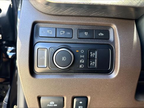 Used 2024 Ford F250 King Ranch AWD/4WD image 39