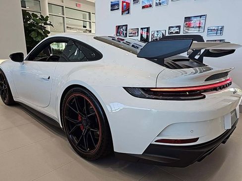 Used 2022 Porsche 911 GT3 image 4