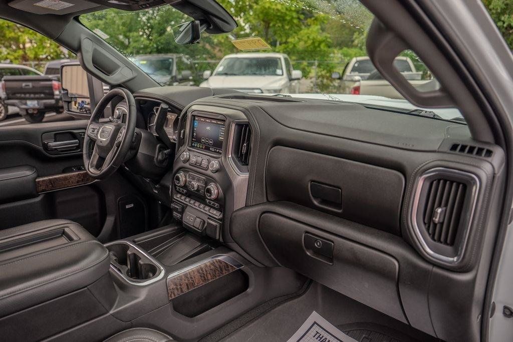 Used 2021 GMC Sierra 3500 Denali w/ Denali Ultimate Package AWD/4WD image 26
