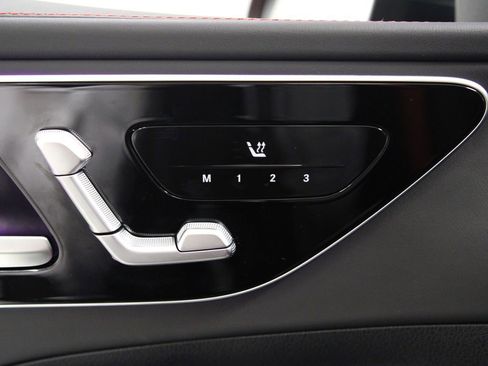 Certified 2026 Mercedes-Benz C 43 AMG 4MATIC Sedan image 23