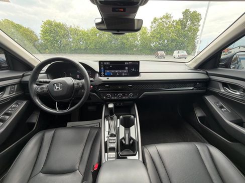Used 2023 Honda Accord EX-L image 12