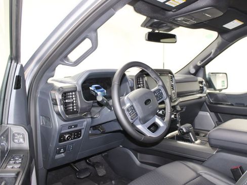 New 2025 Ford F150 Lariat w/ Equipment Group 501A Mid image 25