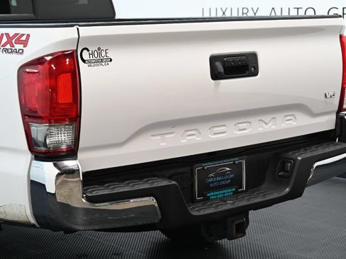 Used 2016 Toyota Tacoma TRD Off-Road w/ Towing Package AWD/4WD image 15