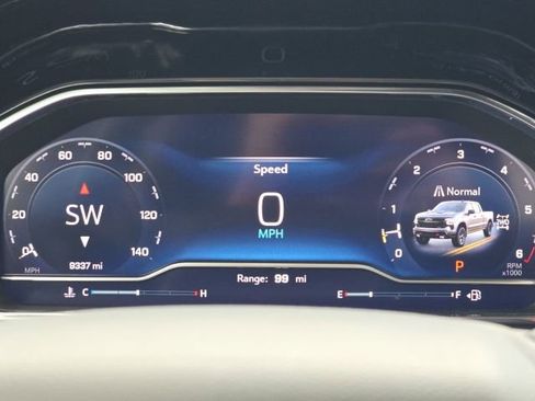 Used 2025 Chevrolet Silverado 1500 LT Trail Boss w/ Convenience Package II image 30