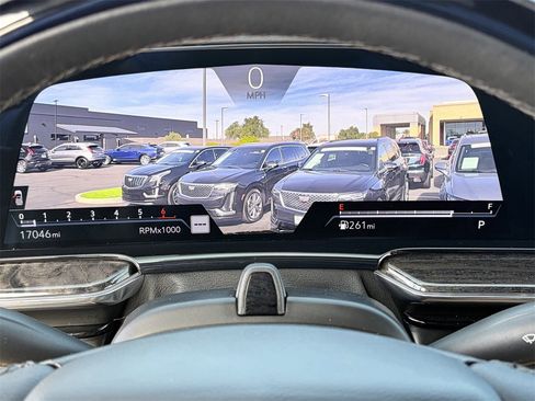 Certified 2023 Cadillac Escalade ESV Premium Luxury image 25