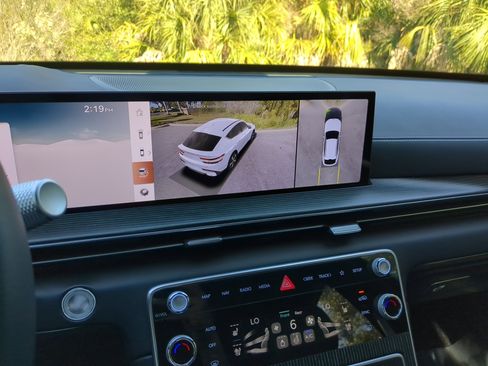 Used 2025 Genesis GV80 3.5T image 27