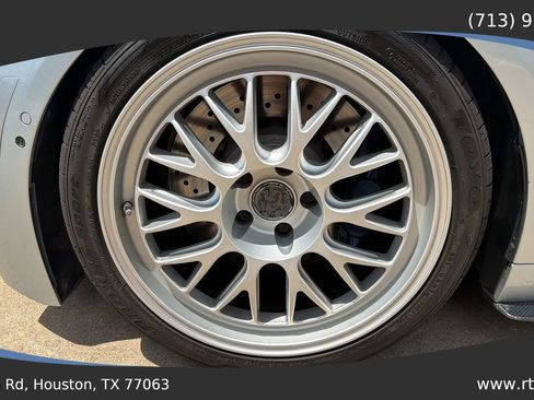 Used 2018 BMW M3 RWD image 21
